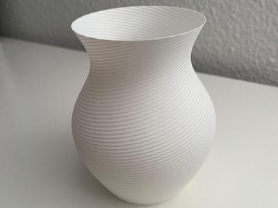 Twisted Spiral Vase