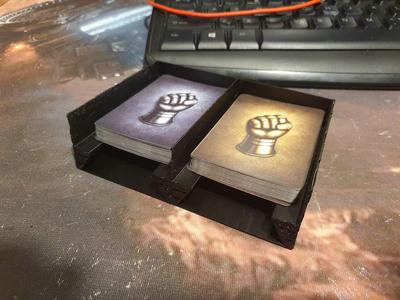 Euthia hand cards holder
