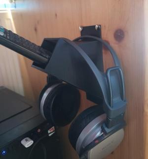 headphones/tv remote holder