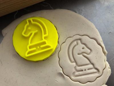 Cookie stamp + cutter - Chess horse