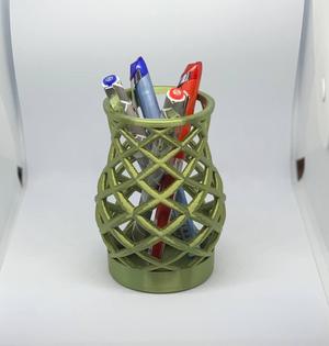 Spiral Pen Holder