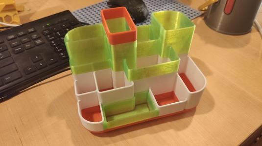 Table organizer