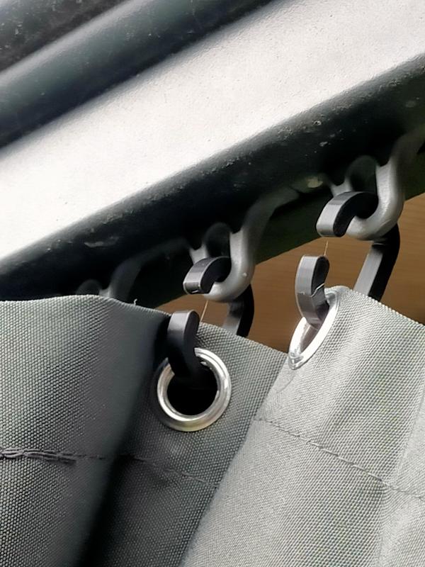 Crochets en C pour rideaux - C-hooks for curtains