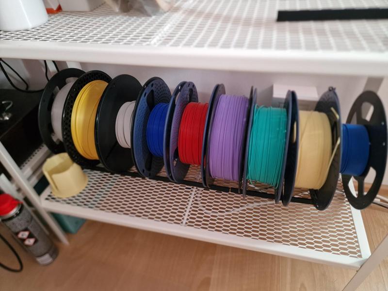 Filament holder for IKEA Baggebo shelf