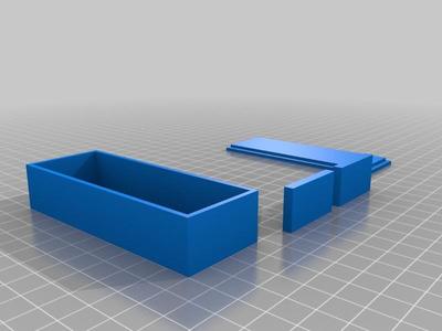 Box with dividers