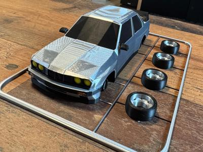 BMW E30