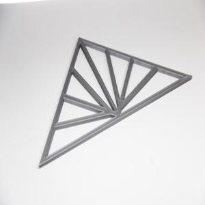 RESIN TRIANGLES 