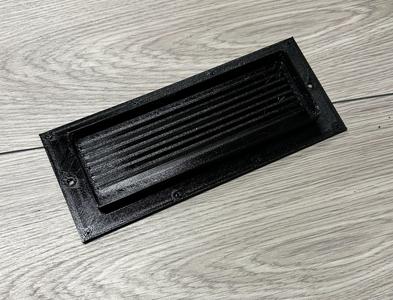 Garten Hütte - Verblendung gegen Bienen / Wespen Garten Hütte - Verblendung gegen Bienen / Wespen