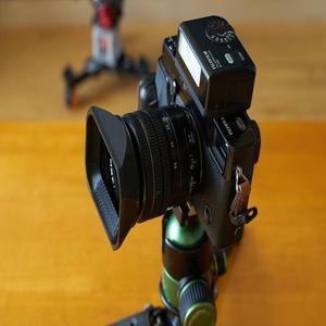 Fujifilm Square Hood, (REMIX)  Fujinon XF 18-55mm f.2.8-4 R LM OIS