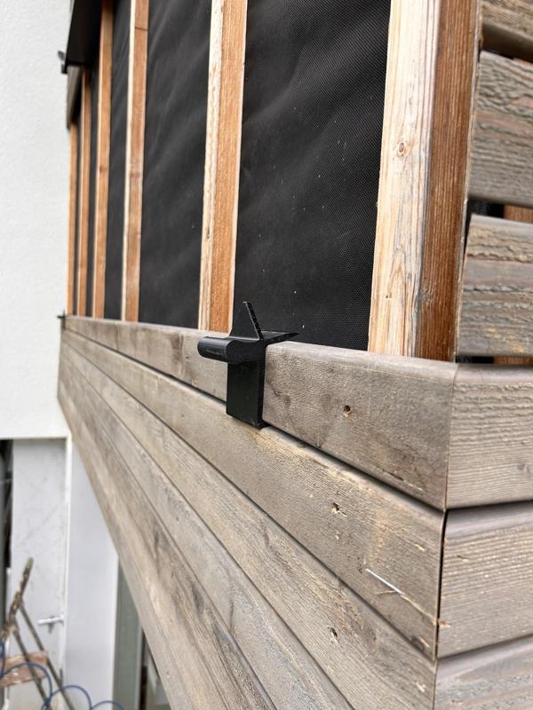 Rhombus Strip Spacer for Fence or Facade Mounting