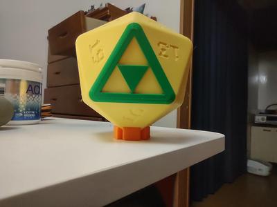 Triforce Giant D20