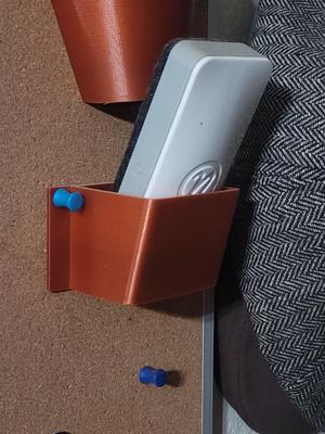 Thumb tack dry eraser holder