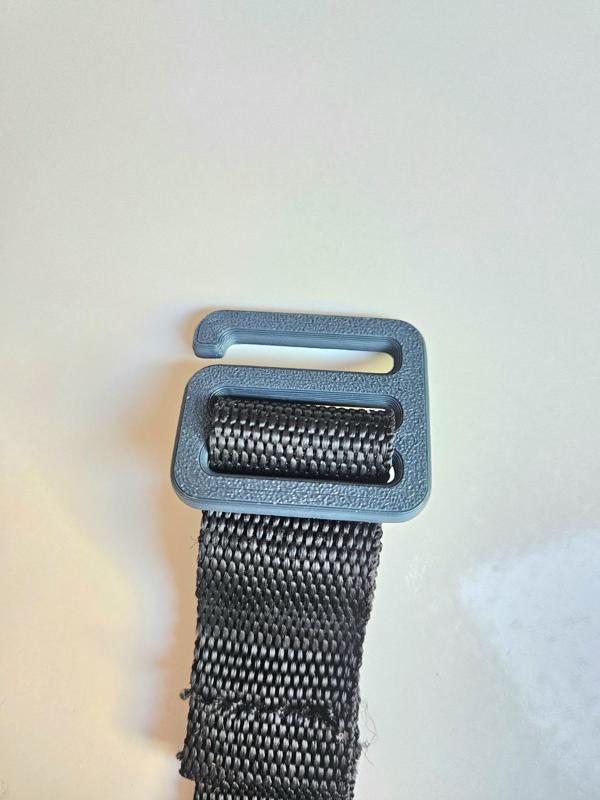 G Hook (25 mm Straps) for Backpacks