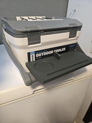 Stanley 6.6 ltr cooler table