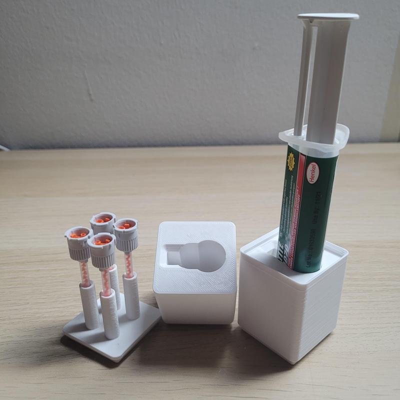 Gridfinity 1x1x7 Loctite 11g Adhesive/Glue Tube Holder + Mixing Nozzle Holder