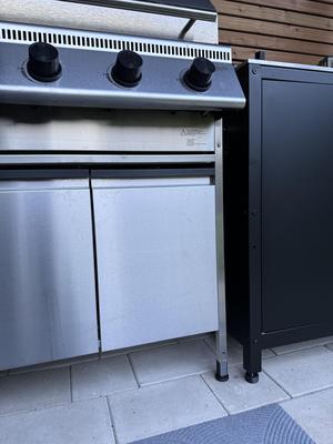 Schickling Grill - höhenverstellbarer Fuß