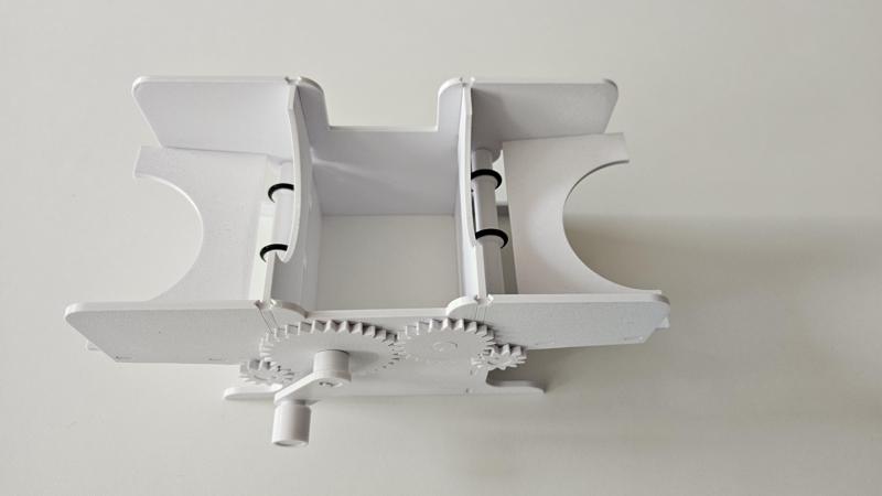 Playing Card Shuffler v3 97x71