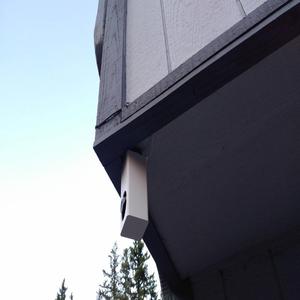 Wyze / Roku Pan Tilt camera Low Profile mount / inverted use possible.