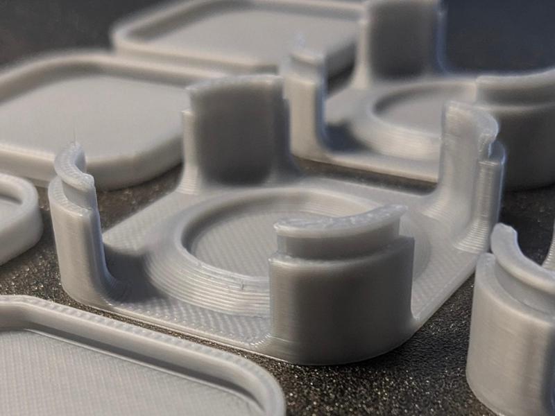 Redesigned roach / ant trap (bait station)