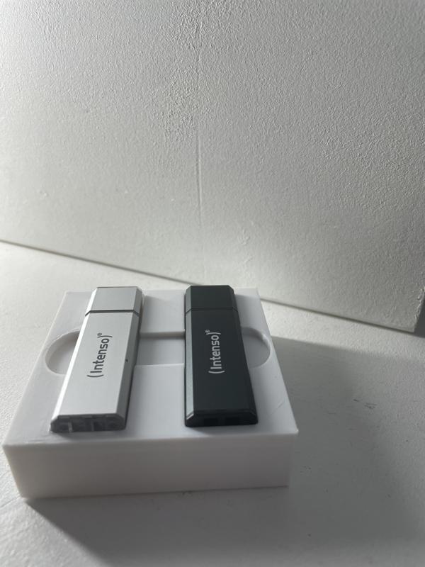 gridfinity usb stick holder low profile