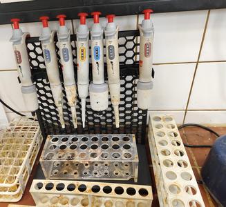 Pipette Stand