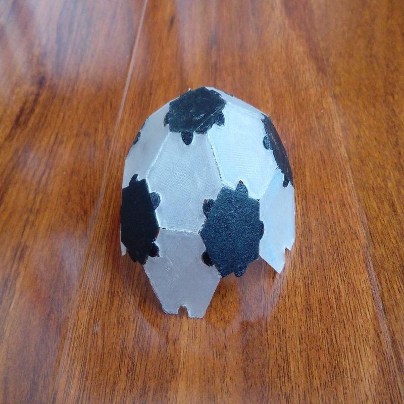 Soccer polyhedron jigsaw