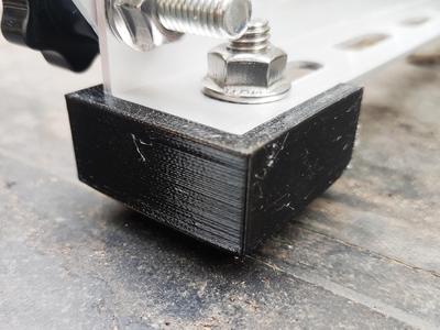 Feet for solar panel stand