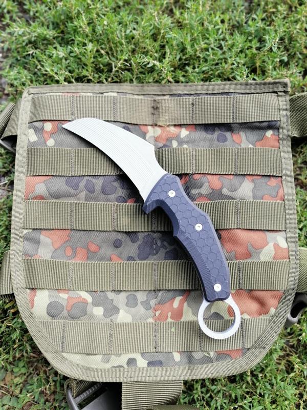 Knife 03 - GobbledygookDesign