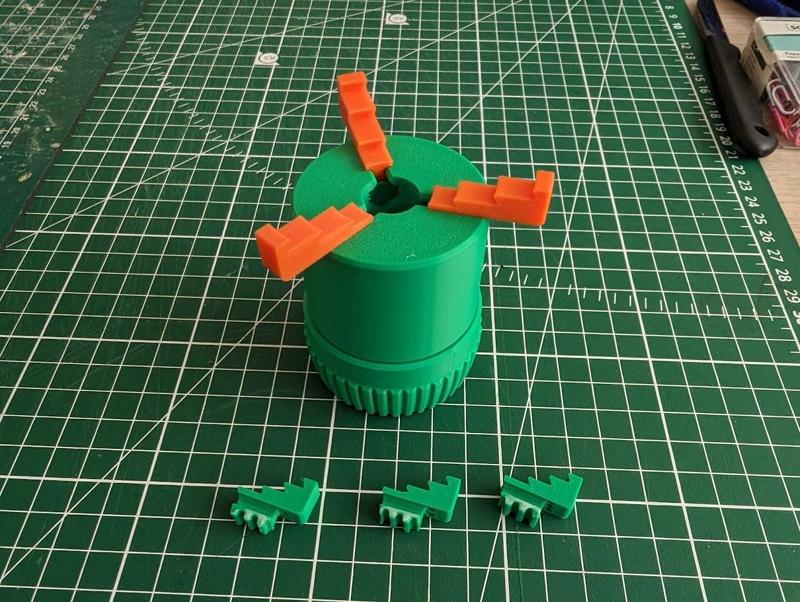 Bigger jaws for Vise Miniature Holder (up to 65mm diameter)