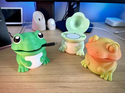 Frog Stand for Phone & Apple Watch Charger
