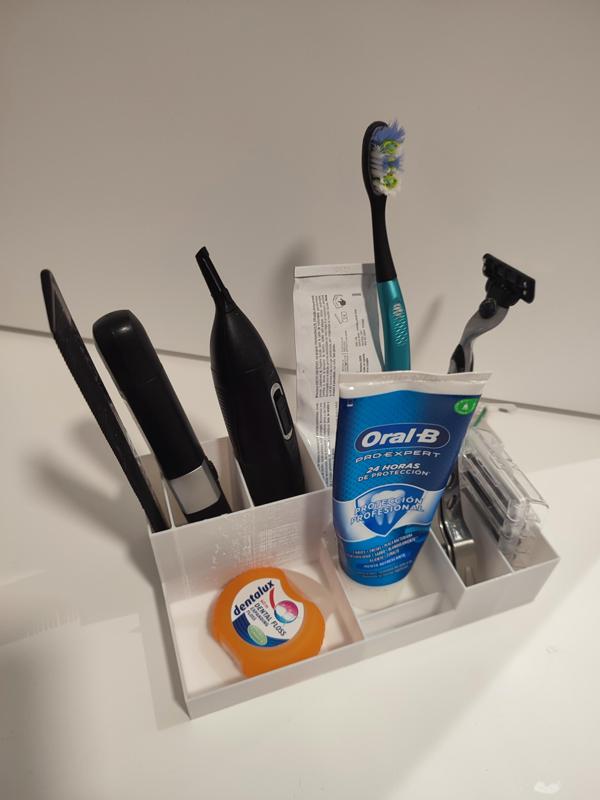 bathroom accessories display