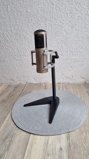 Fully 3D-Printed Microphone Desk Stand