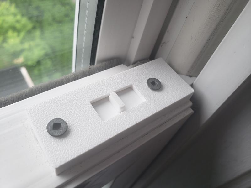 Single Hung Window Tilt Latch