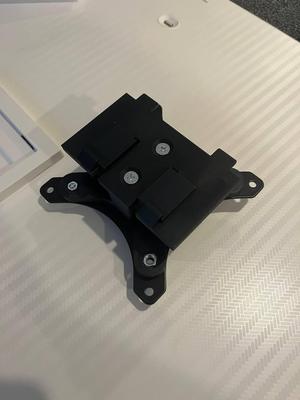 Vesa 75x75 adapter for Samsung Smart Monitor M8