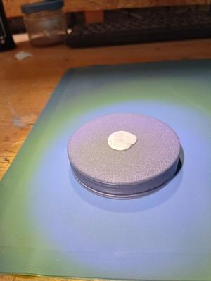 Turntable for painting with ballbearing