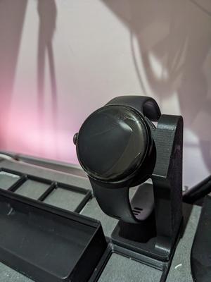 Gridfinity Pixel Watch (1 or 2) Charging Stand