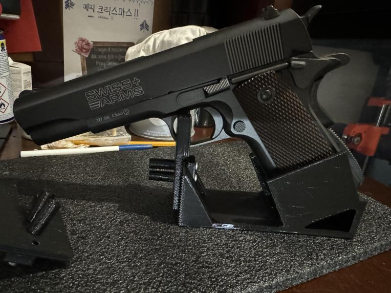 Gun Stand - Adjustable