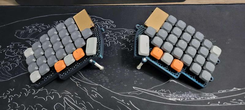 Yet Another Lily58 Tenting Base