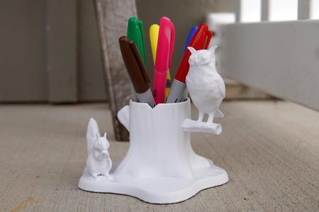 Forest pen holder v2
