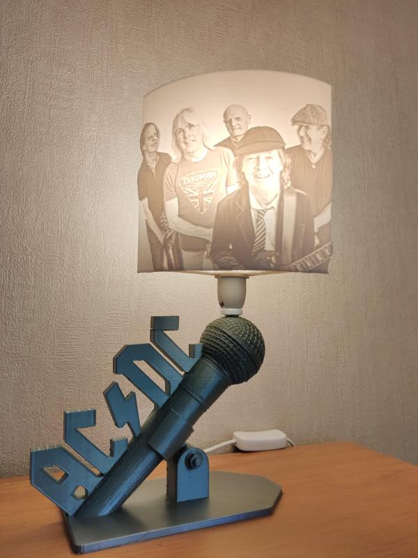 Lampe ACDC