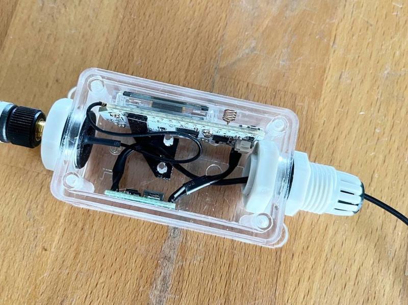 Heltec LoRa32 V3 Retaining Post for Deenlai FSH710 IP66 Junction Box