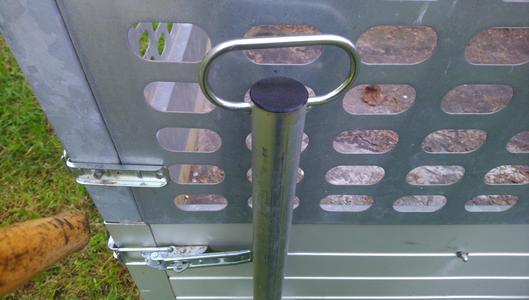 Replacement plug for trailer support