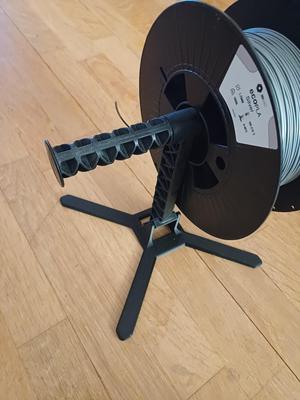Stand for original Prusa spoolholder. Improved version.