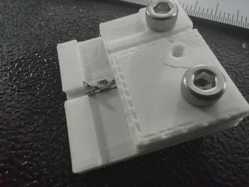 Dupont connector crimping aid jig