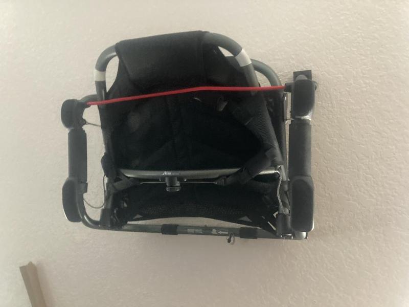 Hobie Vantage seat wall mount