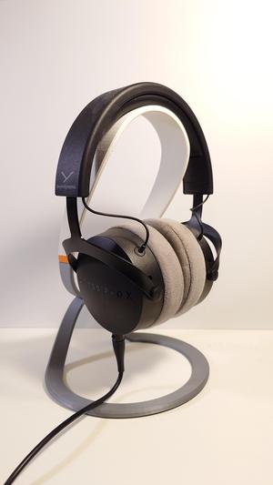 Headphones Infinity Stand
