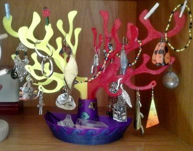 CORAL EXHIBITOR FOR BRACELETS, EARRINGS AND NECKLACES