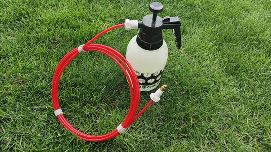 Pressure sprayer flexible extension cord