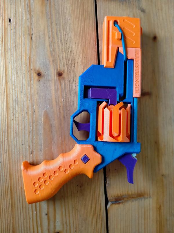 Hamstringer, a half dart nerf revolver