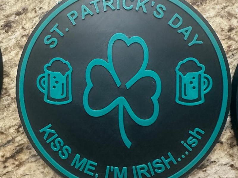 St. Patricks Day Chain Pendant 6" round